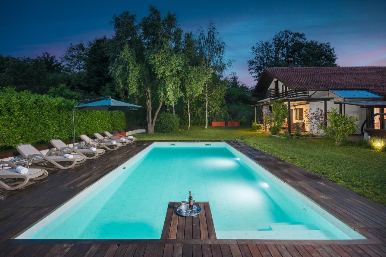 Villa Bella, Villa With Heated Pool Cerovlje Zewnętrze zdjęcie