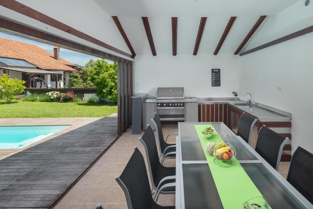 Villa Bella, Villa With Heated Pool Cerovlje Zewnętrze zdjęcie